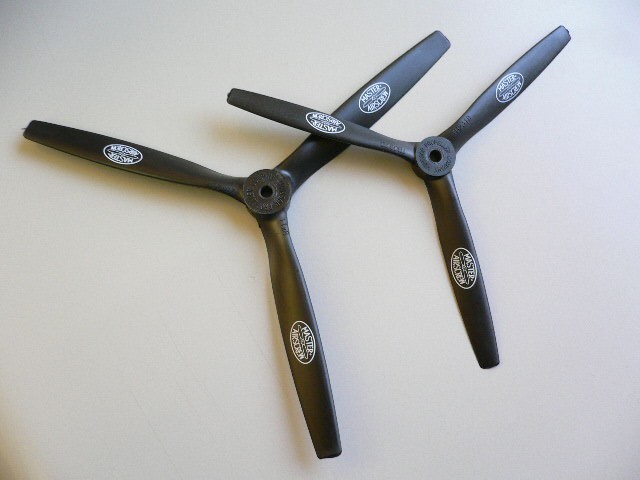 9x7 tree blades propeller